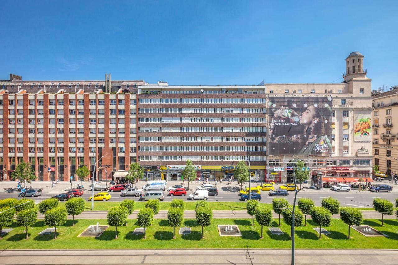 Modernized Unique Huge Central Apartment On 135Sqm — Fotók 1